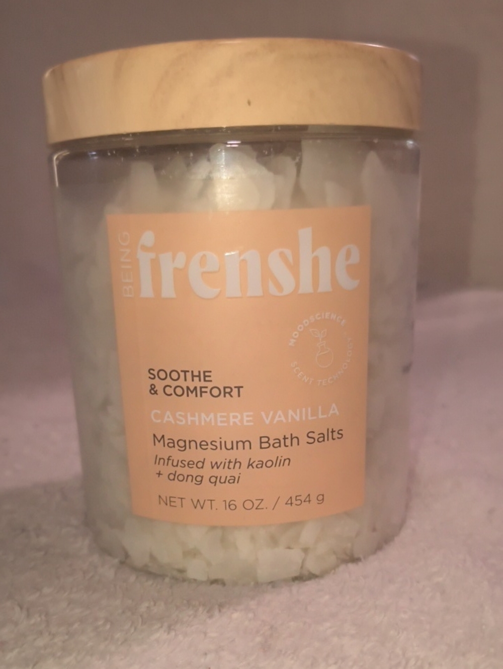 Being Frenshe Magnesium Bath Salts - Cashmere Vanilla: Jar, Normal Skin